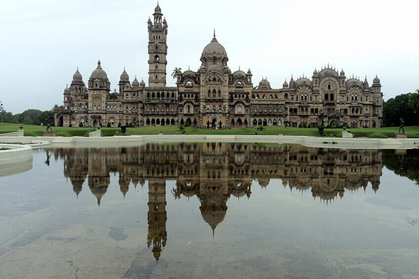 11Laxmi Vilas Palace