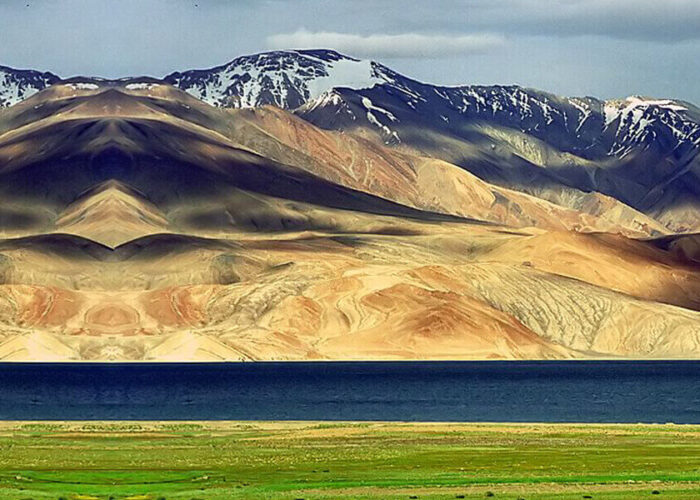 Amazing Ladakh Tour with Pangong Tour