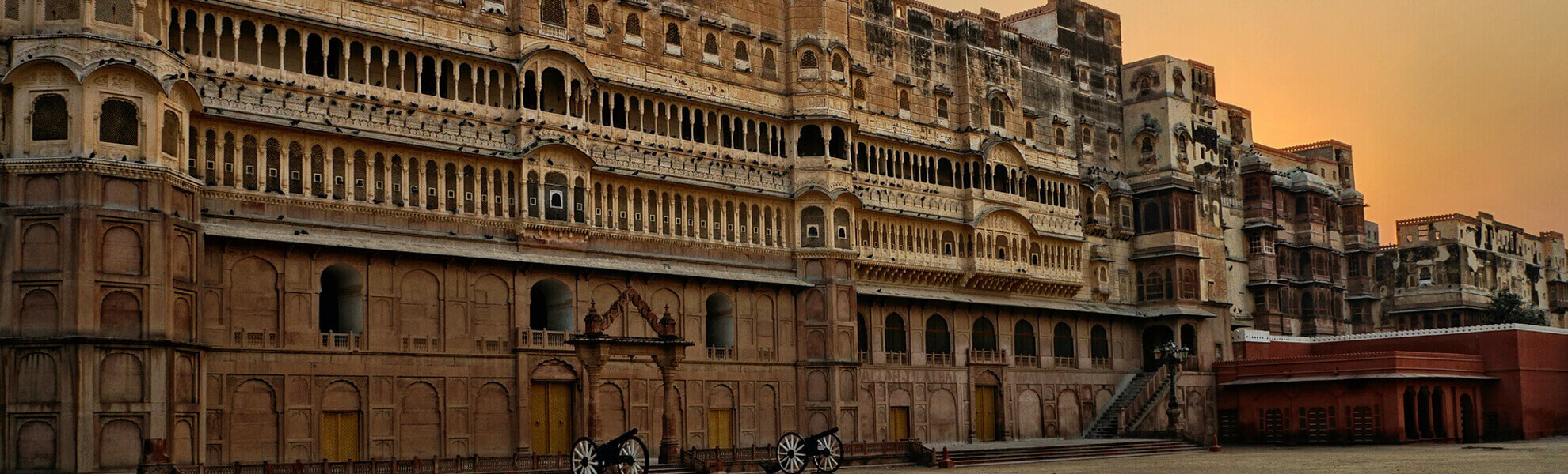 Rajasthan with Taj Mahal Tour